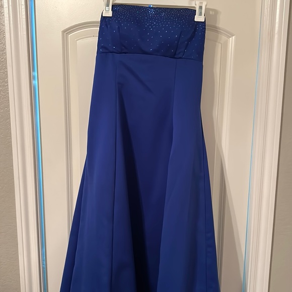 long blue dress - Picture 1 of 6